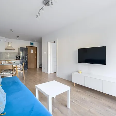 דירה Apartamentyprzymorzu Baltycki Z Miejscem Postojowym I Ogrodkiem קולובז'ג