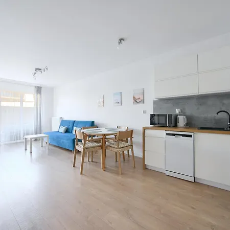 Apartamentyprzymorzu Baltycki Z Miejscem Postojowym I Ogrodkiem קולובז'ג