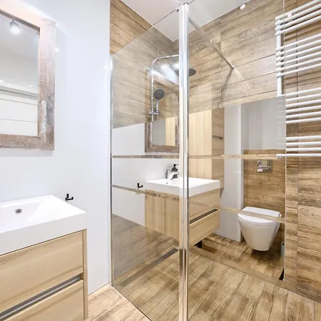 דירה Apartamentyprzymorzu Baltycki Z Miejscem Postojowym I Ogrodkiem