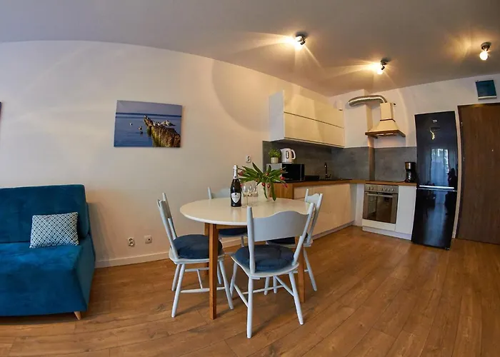 Apartamentyprzymorzu Baltycki Z Miejscem Postojowym I Ogrodkiem Lejlighed
