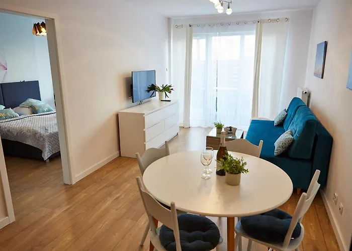 Apartamentyprzymorzu Baltycki Z Miejscem Postojowym I Ogrodkiem Lejlighed