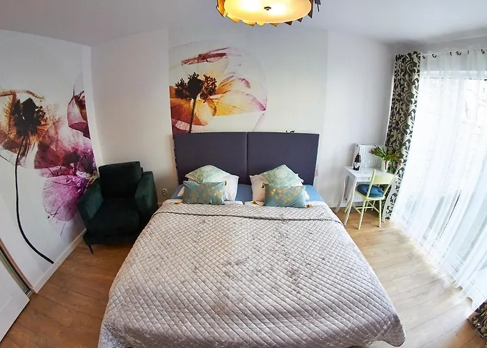 Apartamentyprzymorzu Baltycki Z Miejscem Postojowym I Ogrodkiem *