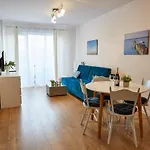 Apartamentyprzymorzu Baltycki Z Miejscem Postojowym I Ogrodkiem * كولوبرزيغ