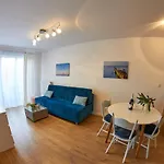 شقة Apartamentyprzymorzu Baltycki Z Miejscem Postojowym I Ogrodkiem كولوبرزيغ