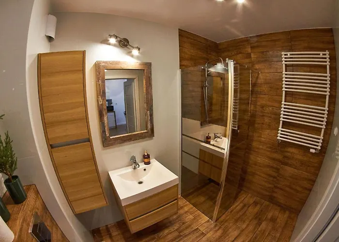 Apartamentyprzymorzu Baltycki Z Miejscem Postojowym I Ogrodkiem Daire *