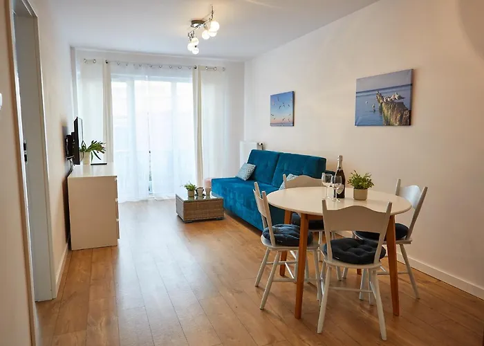 Apartamentyprzymorzu Baltycki Z Miejscem Postojowym I Ogrodkiem * كولوبرزيغ