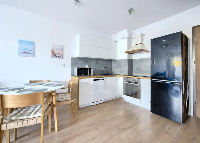 Apartamentyprzymorzu Baltycki Z Miejscem Postojowym I Ogrodkiem Daire