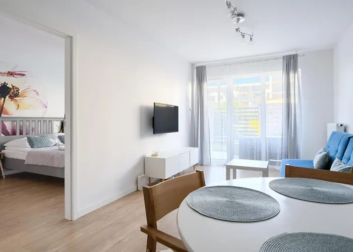 Apartamentyprzymorzu Baltycki Z Miejscem Postojowym I Ogrodkiem شقة *